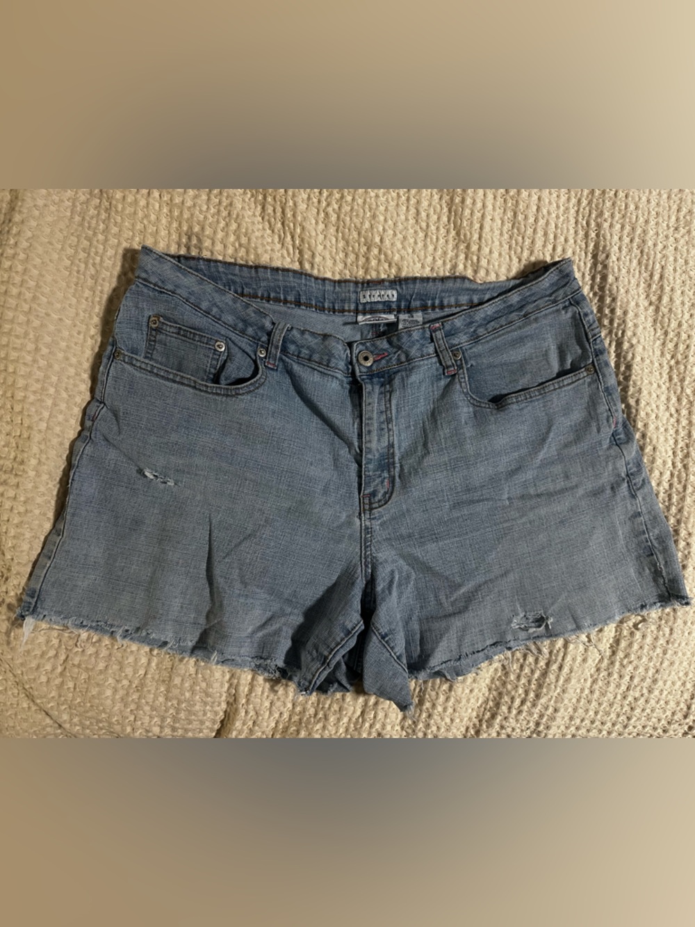Light Wash Denim Cutoff Shorts with Frayed Hem sz.18w